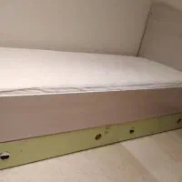 تخت یکنفره با تشک و کمد