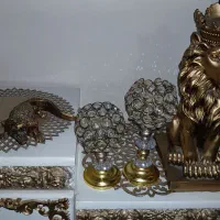 چند شی تزیینی