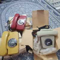 سه عدد تلفن قدیمی رومیزی نو با جعبه آکبند کلکسیونی
