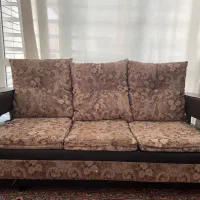 یک دست مبل راحتی، سالم و بدون خرابی