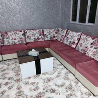 مبل ال ۱۱ نفره و صندلی گردان میزبان با پایه استیل