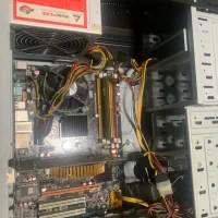 کامپیوتر کیس و کامپیوتر و کیبورد|رایانه رومیزی|چهارباغ, |دیوار