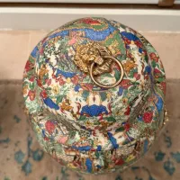 یک عدد کاپ بهمراه دو عدد گلدان چینی|صنایع دستی و سایر لوازم تزئینی|تهران, اختیاریه|دیوار