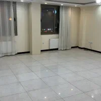 اپارتمان ۳ خواب ۱۶۵ متر بر خیابان