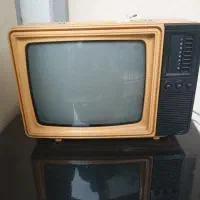 تلویزیون آنتیک و نوستالژیک
