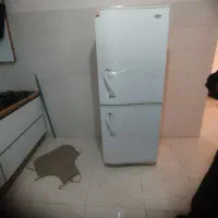 یخچال سونیا کاملا تمیز