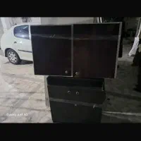 کابینت بزرگ  با یه کابینت بالای گاز خور