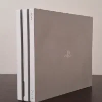 یک دستگاه پی اس فور پرو کپی خور یک ترا