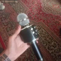 اسپیکر در حد نو  میکروفون