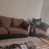 مبلمان چرم ۵نفره تمیز و شیک|مبلمان خانگی و میز عسلی|گنبد کاووس, |دیوار