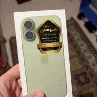 آیفون ۱۷ مشابه آکبند