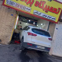 استاد کار ماهر مکانیک