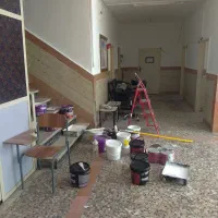 نقاشی ساختمان و تخریب دیوار و جداسازی کاغذ دیواری