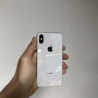 ایفون x تمیز