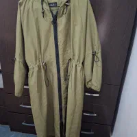 تعدادی بارانی و مانتو 40.42