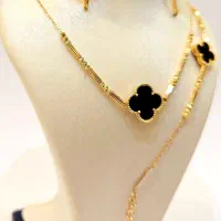 سرویس طلا ونکلیف مشکی گردنبند دستبند گوشواره|جواهرات|مشهد, ده دی|دیوار