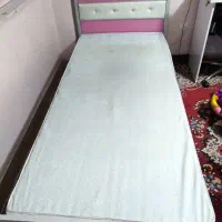 تخت و تشک