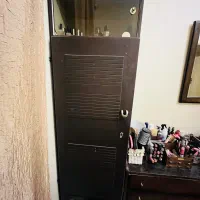 کمد تک نفره ویترین دار