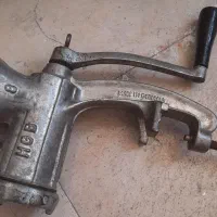 گوشت چرخ کن دستی قدیمی و عتیقه