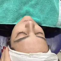 فشیال تخصصی و خدمات زیبایی