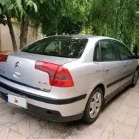 سیتروئن C5،عروسک