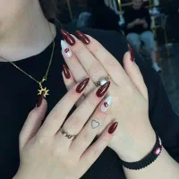 آموزش و خدمات کاشت ناخن سراه بهشتی مفتح