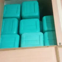 ۱۷ عدد بیست لتری