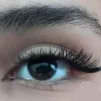 اکستنشن مژه ۴۰۰ هزار ، کاشت مژه فقط ۲۰۰ هزار ت