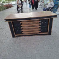 میز در مبلمان اداری