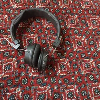 تعدادی ایرپاد یک عدد هدفون یک عدد ایرپاد گردنی|پخش‌کننده همراه|گلستان (تهران), |دیوار
