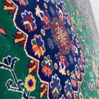 فرش طرح دستباف 700 شانه زمینه سبز کد 771092|فرش|شیراز, شاهچراغ|دیوار