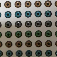 چشم های رزینی عروسک،از 4 میل تا 15 میل موجود است.|اسباببازی|رشت, پیرسرا|دیوار