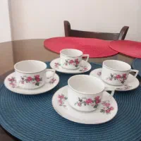 فنجان نعلبکی گل سرخی قدیمی لطفا توضیحات خوانده شود