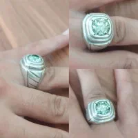 انگشتر موزنایت