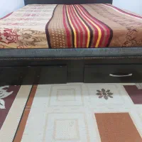 تخت خواب همراه دو عدد پاتختی|مبلمان خانگی و میز عسلی|یاسوج, |دیوار