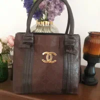 کلی لباس|کیف، کفش، کمربند|ساری, |دیوار