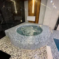 اجاره عمارت استخر دار لوکس ویو کوهستان|اجارهٔ کوتاه‌مدت ویلا و باغ|شفت, |دیوار