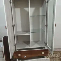کمد  بچه   شیک و در حد نو با  قیمت مناسب