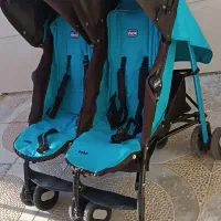 کالسکه دوقلو