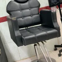 صندلی سالم و تمیز