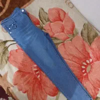 شلوار طرح لی دخترانه