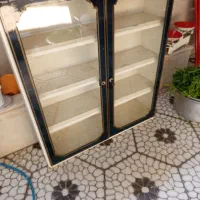 ویترین شیشه سالم