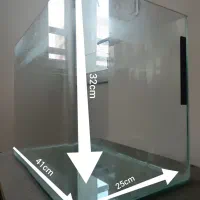 آکواریوم شیشه خم