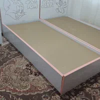دو عدد. تختخواب بچه گانه