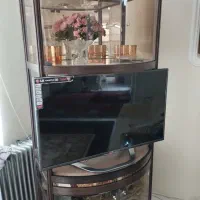 میز تلویزیون آلومینیومی آینه‌ای