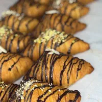 کروسان، رول نیویورکی، رول دارچینی و..