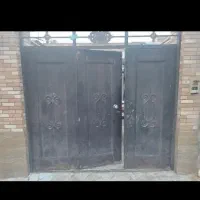 درب حیاط منزل