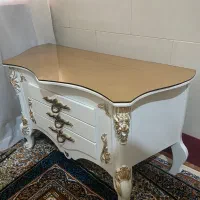 میز و قاب اینه