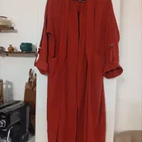 یه تعداد مانتو در حد نو
