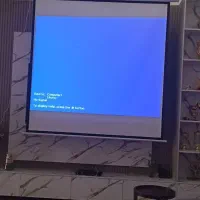 پرده پروژکتور برقی